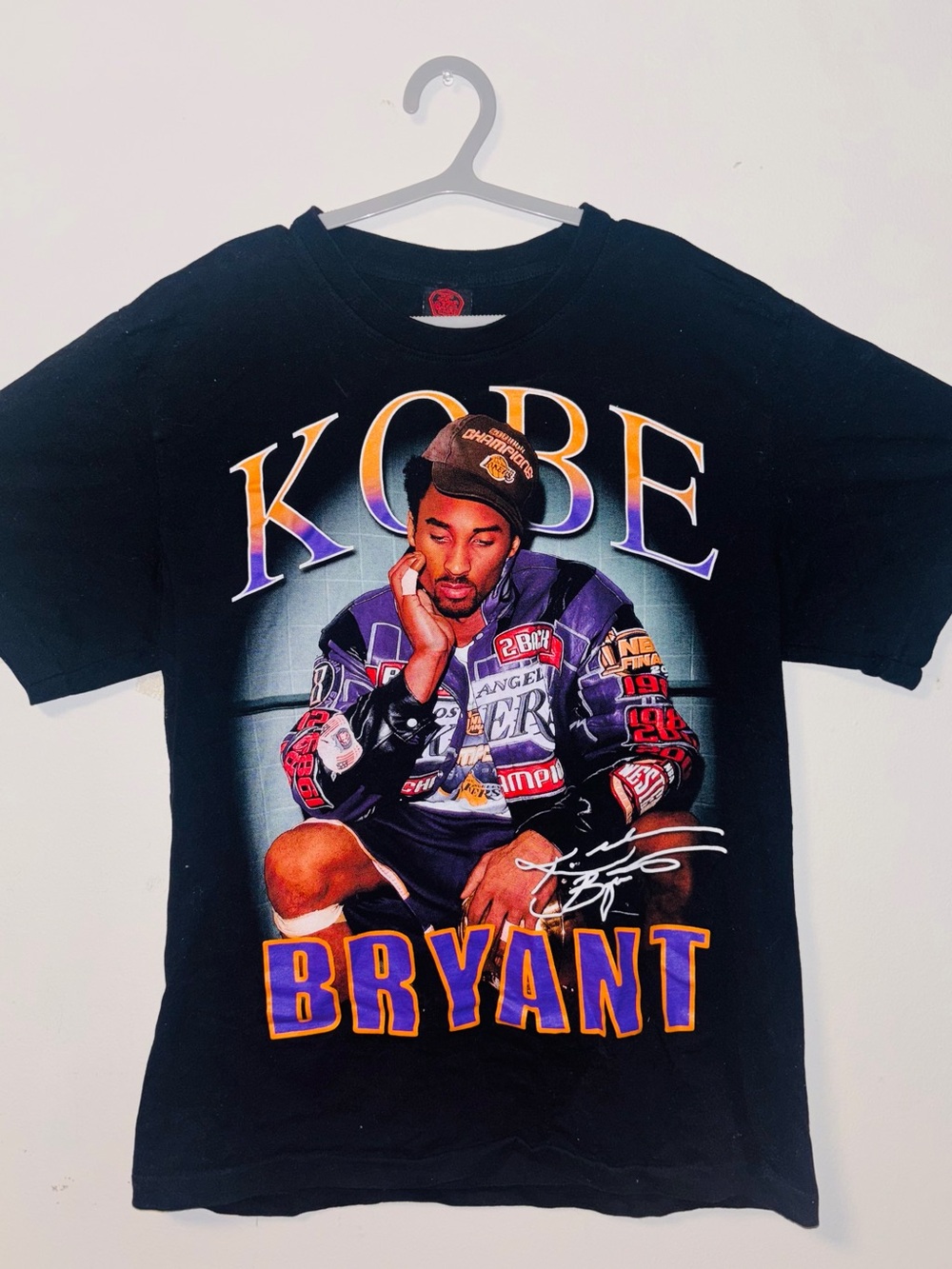 Vintage Black Graphic Kobe Bryant Tribute Tee